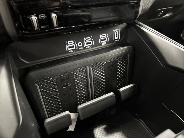 New 2026 RAM 1500 Laramie w/ Night Edition image 24