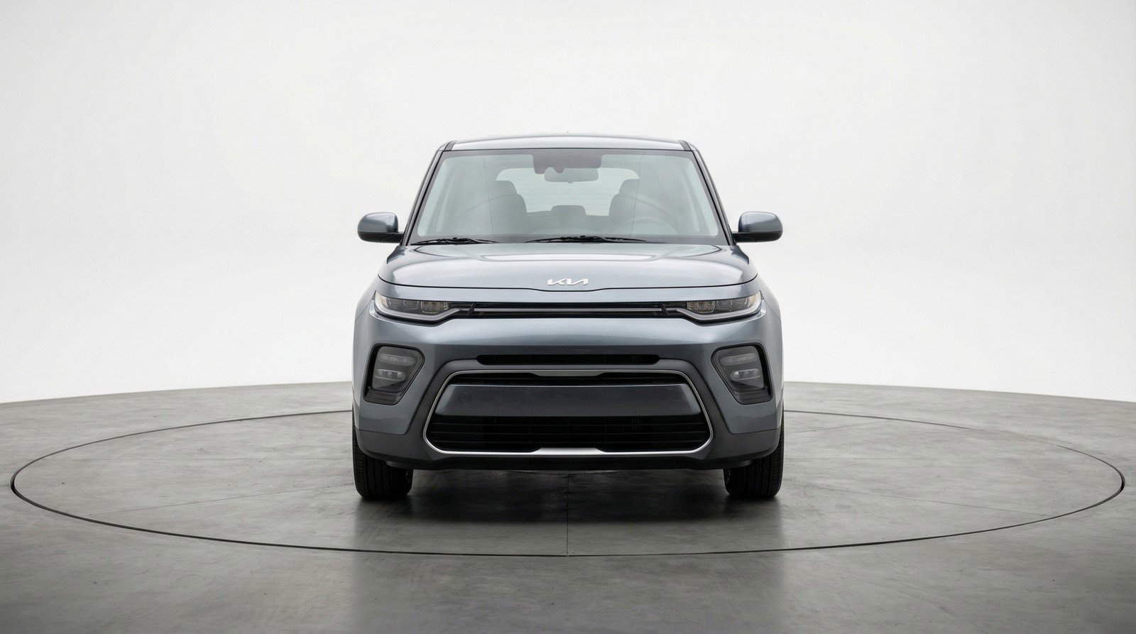 Used 2025 Kia Soul LX w/ LX Technology Package FWD image 2