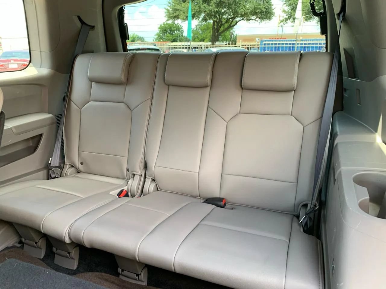 Used 2011 Honda Pilot EX-L image 11