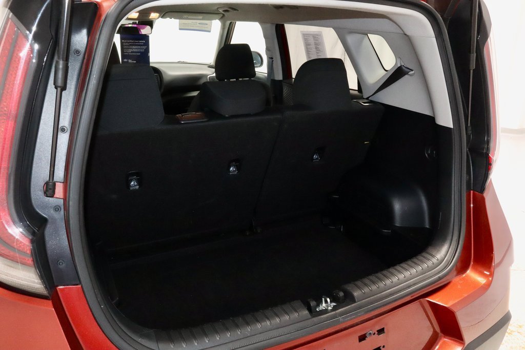 Used 2024 Kia Soul LX w/ Option Group 015 image 12