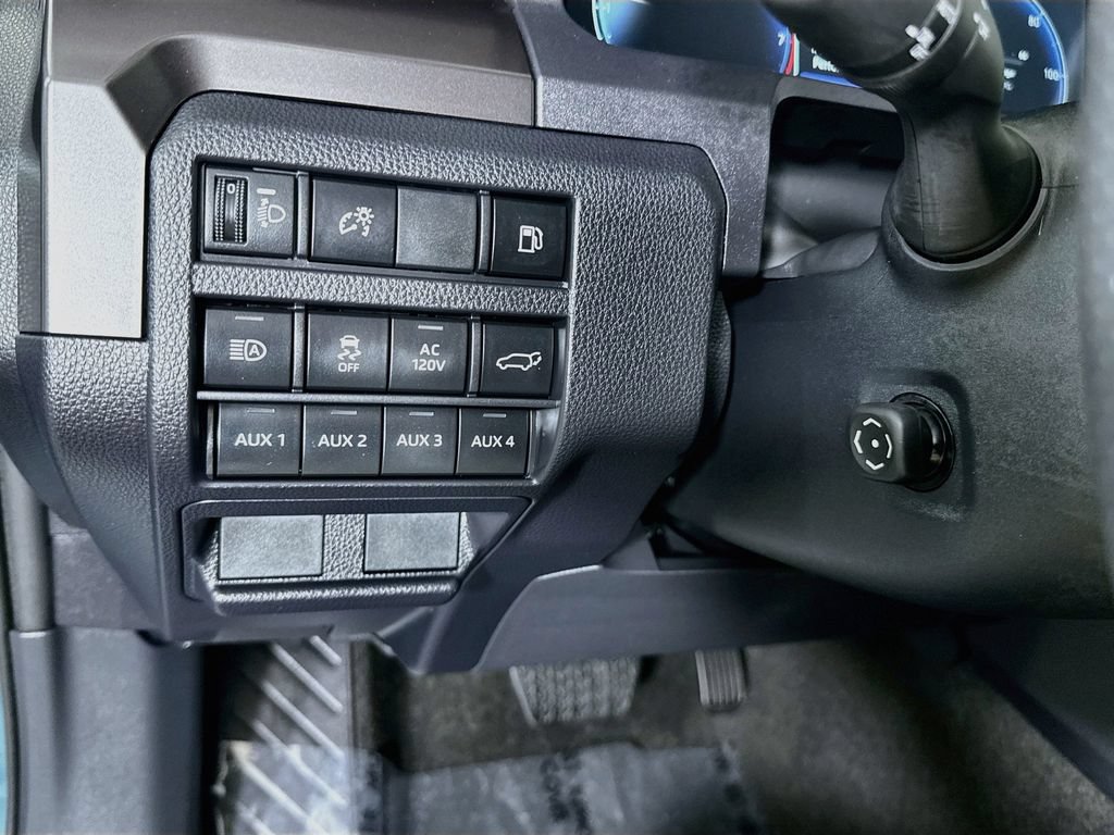 Certified 2025 Toyota 4Runner TRD Off-Road Premium AWD/4WD image 22