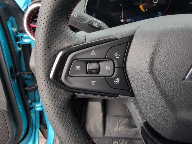 New 2026 Chevrolet Trax RS w/ Sunroof Package FWD image 16