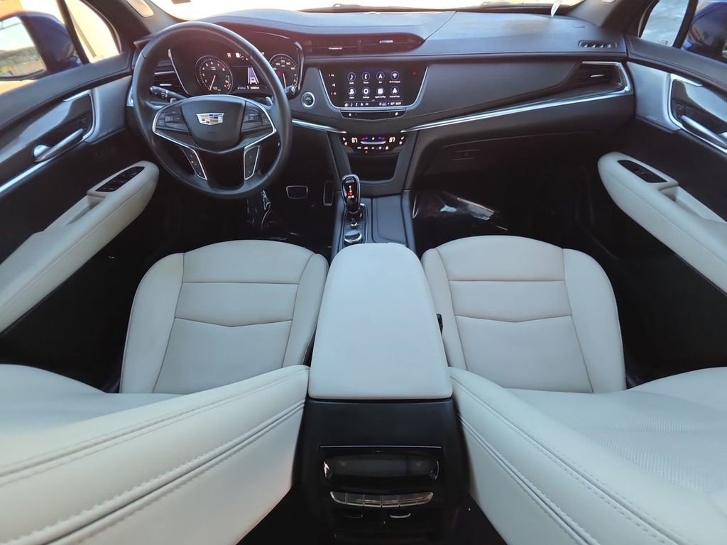 Certified 2023 Cadillac XT5 Sportv w/ Technology Package image 21