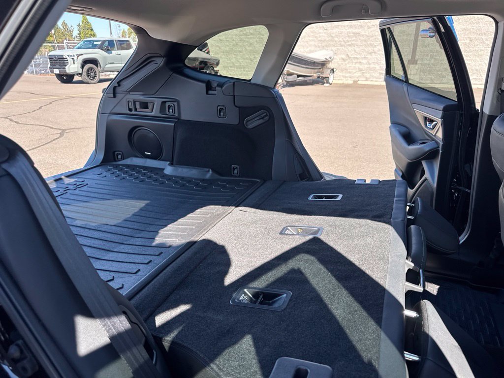 Used 2025 Subaru Outback Onyx Edition XT AWD/4WD image 18