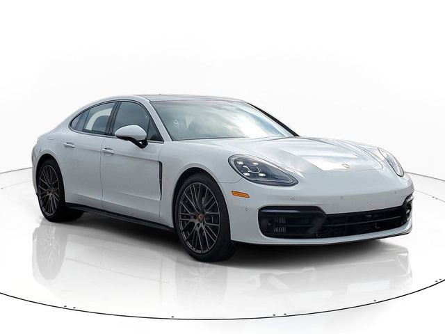 Used 2023 Porsche Panamera 4 Platinum Edition image 2