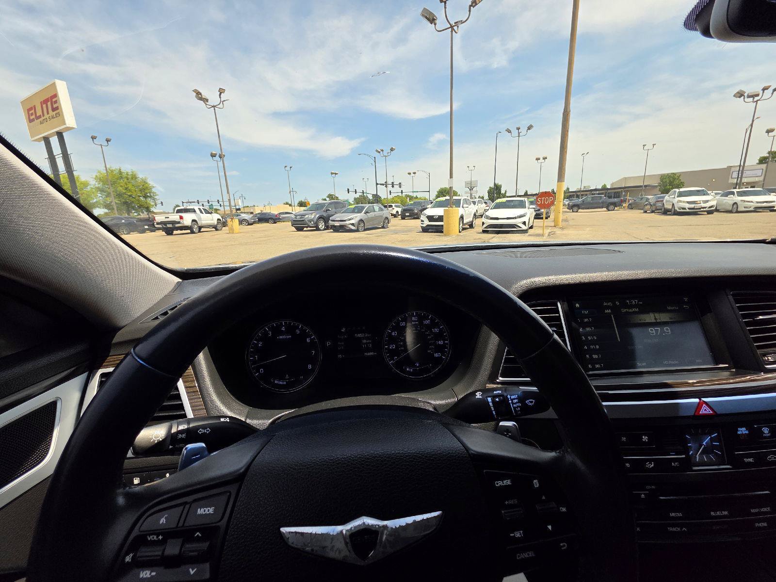 Used 2015 Hyundai Genesis 3.8 w/ Option Group 02 RWD image 32