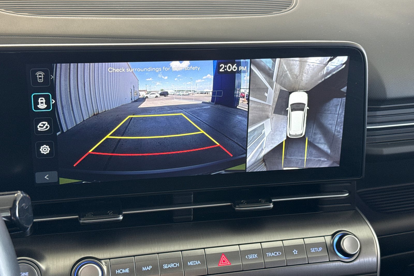 Used 2025 Hyundai Kona Limited FWD image 20
