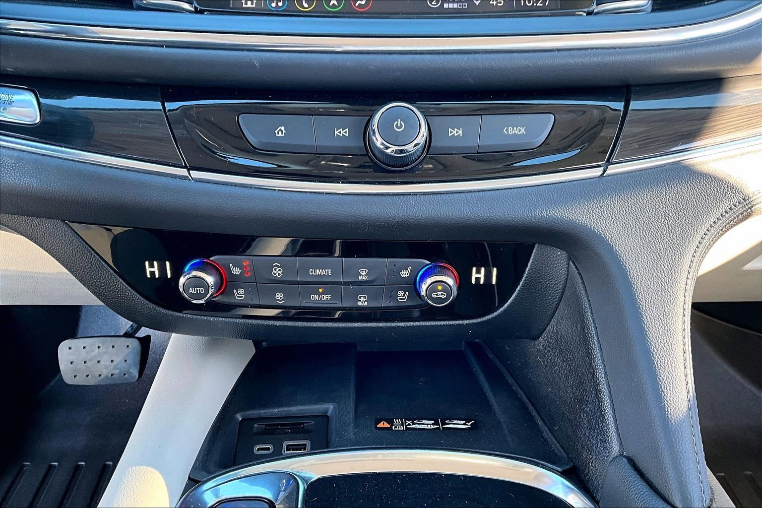 Used 2023 Buick Enclave Premium w/ Experience Buick Package image 24