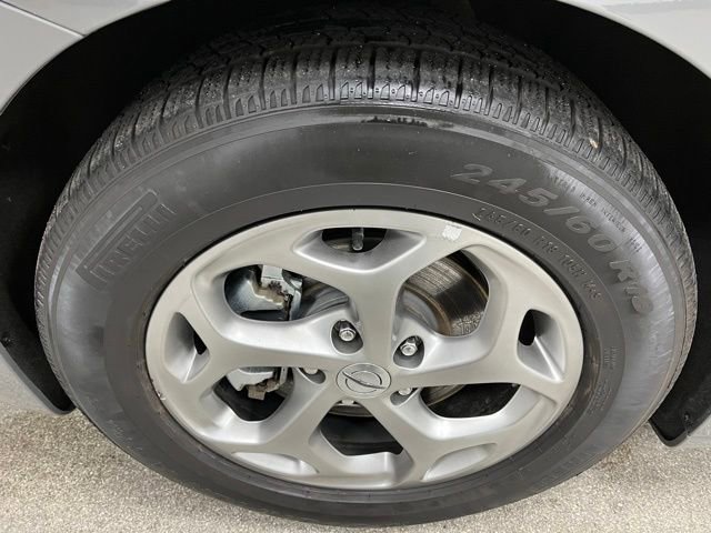 Used 2023 Chrysler Pacifica Limited FWD image 15