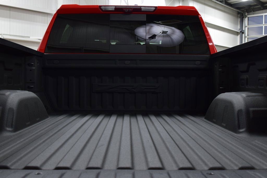 Used 2024 Chevrolet Silverado 1500 ZR2 w/ Technology Package image 28