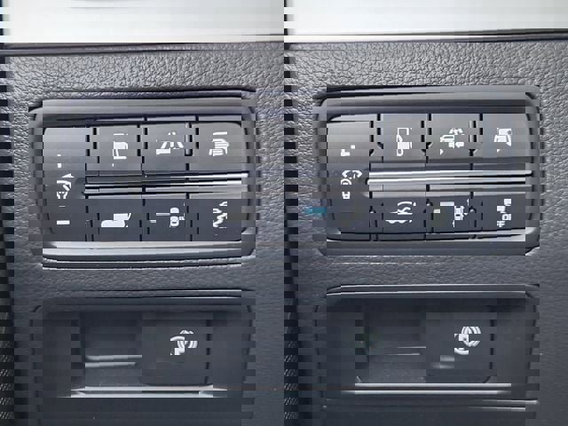 Used 2019 Genesis G80 3.8 w/ Ultimate Package 03 RWD image 17