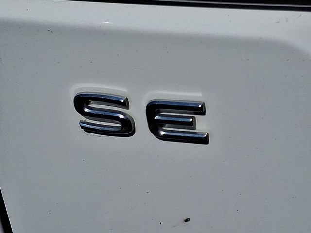 Used 2024 Volkswagen Atlas SE AWD/4WD image 9
