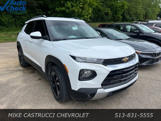 Used 2023 Chevrolet TrailBlazer LT FWD image 2