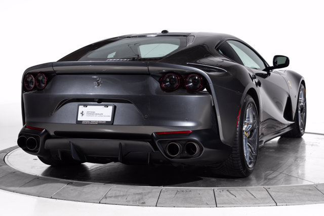 Used 2019 Ferrari 812 Superfast RWD image 11