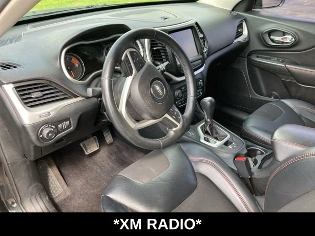 Used 2016 Jeep Cherokee Trailhawk w/ Cold Weather Group AWD/4WD image 7