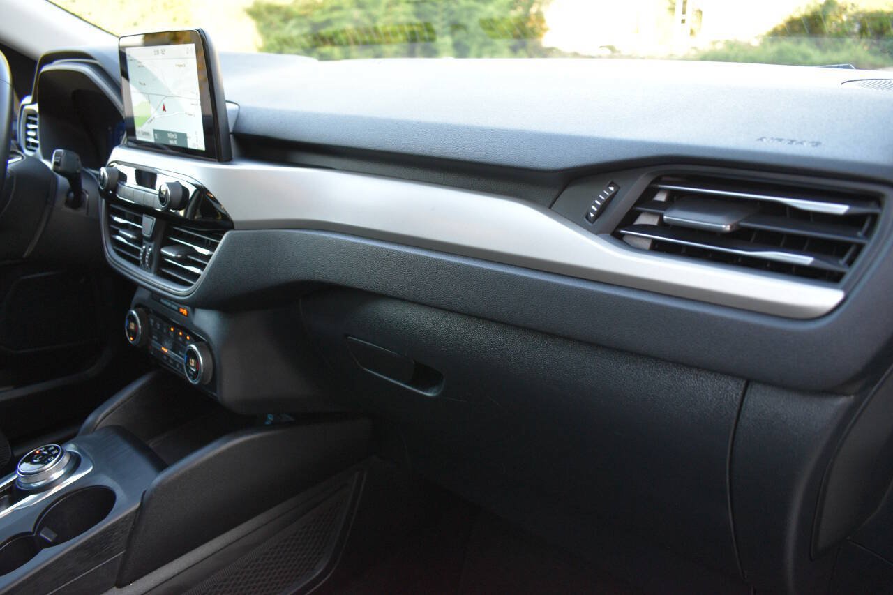 Used 2021 Ford Escape SEL w/ Technology Package FWD image 21