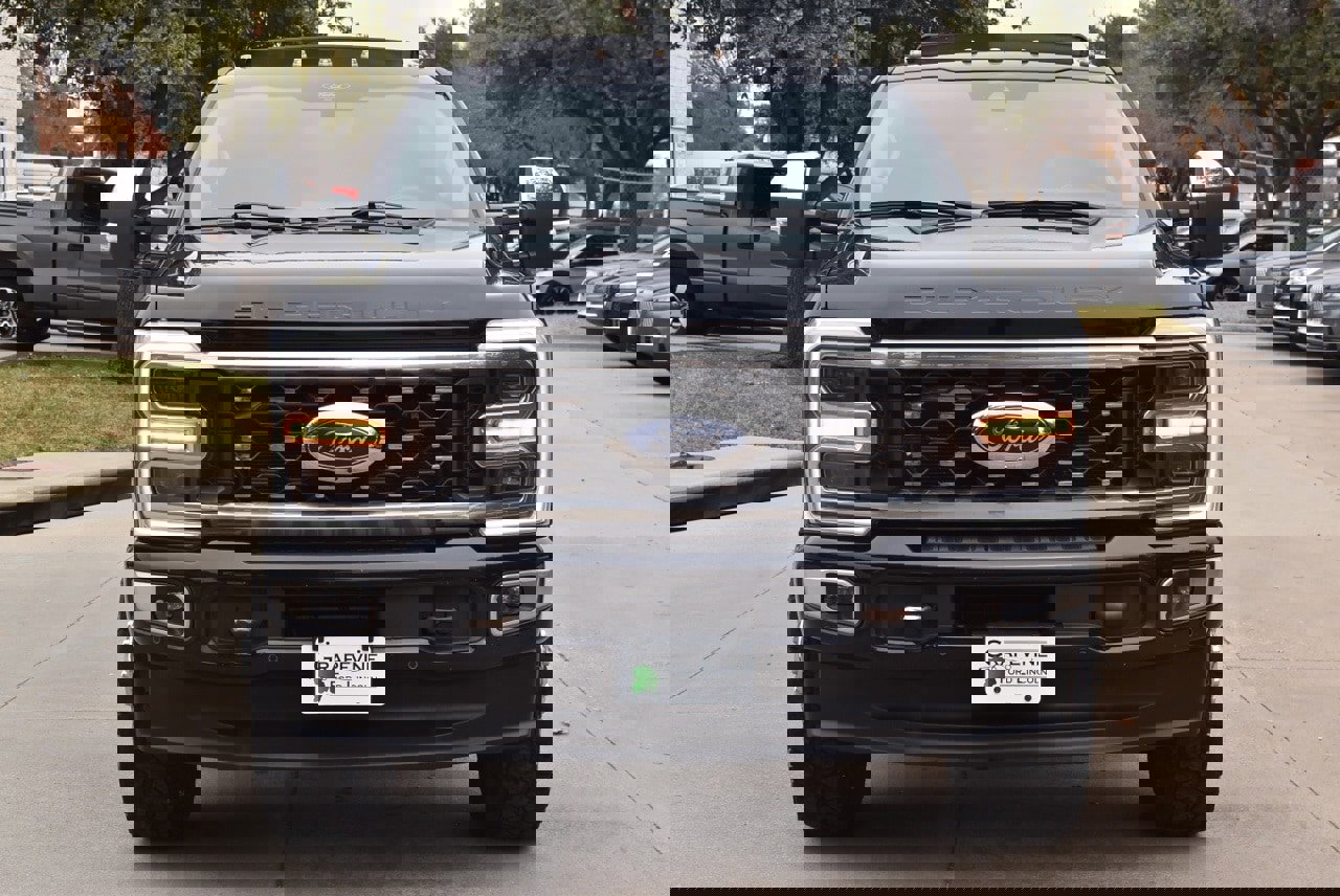 Used 2024 Ford F350 Limited image 3