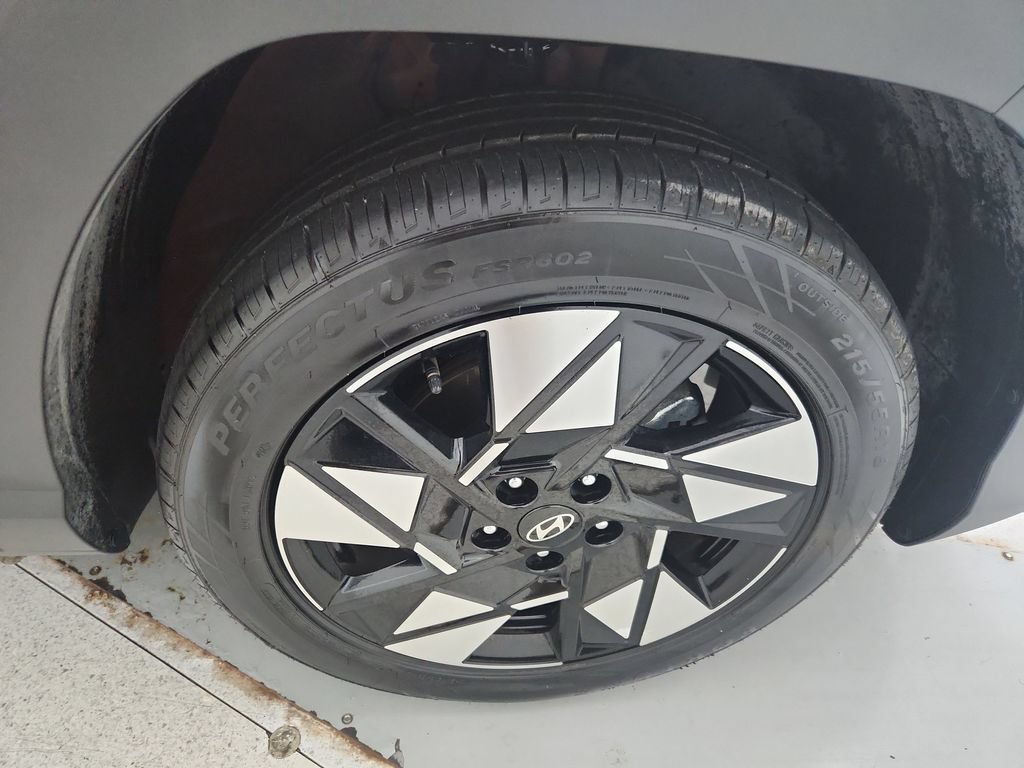 Used 2025 Hyundai Kona SEL FWD image 36