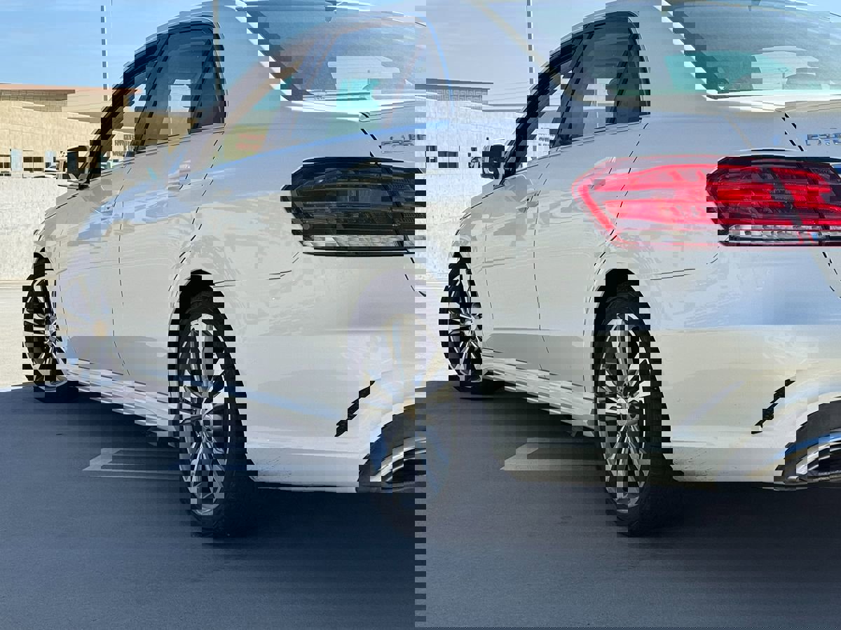 Used 2014 Mercedes-Benz E 350 Sport image 7