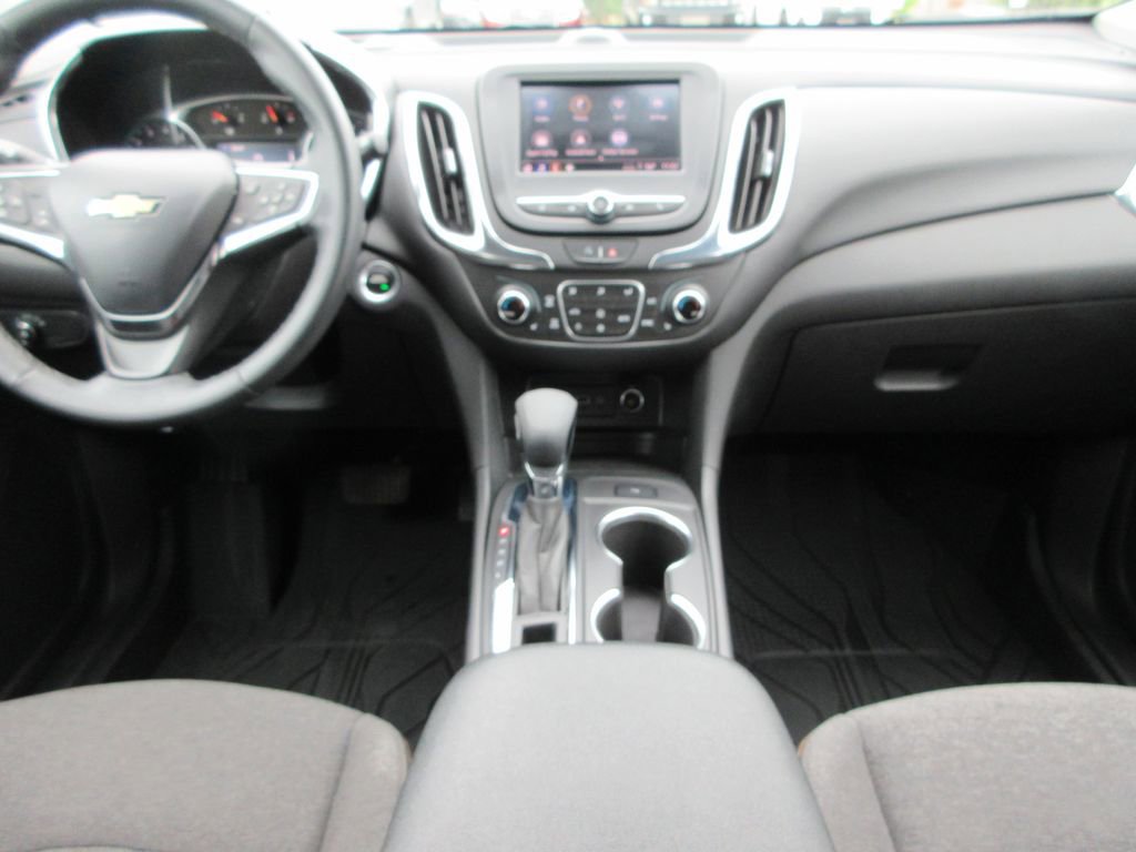 Used 2024 Chevrolet Equinox LT w/ LPO, Floor Liner Package FWD image 16