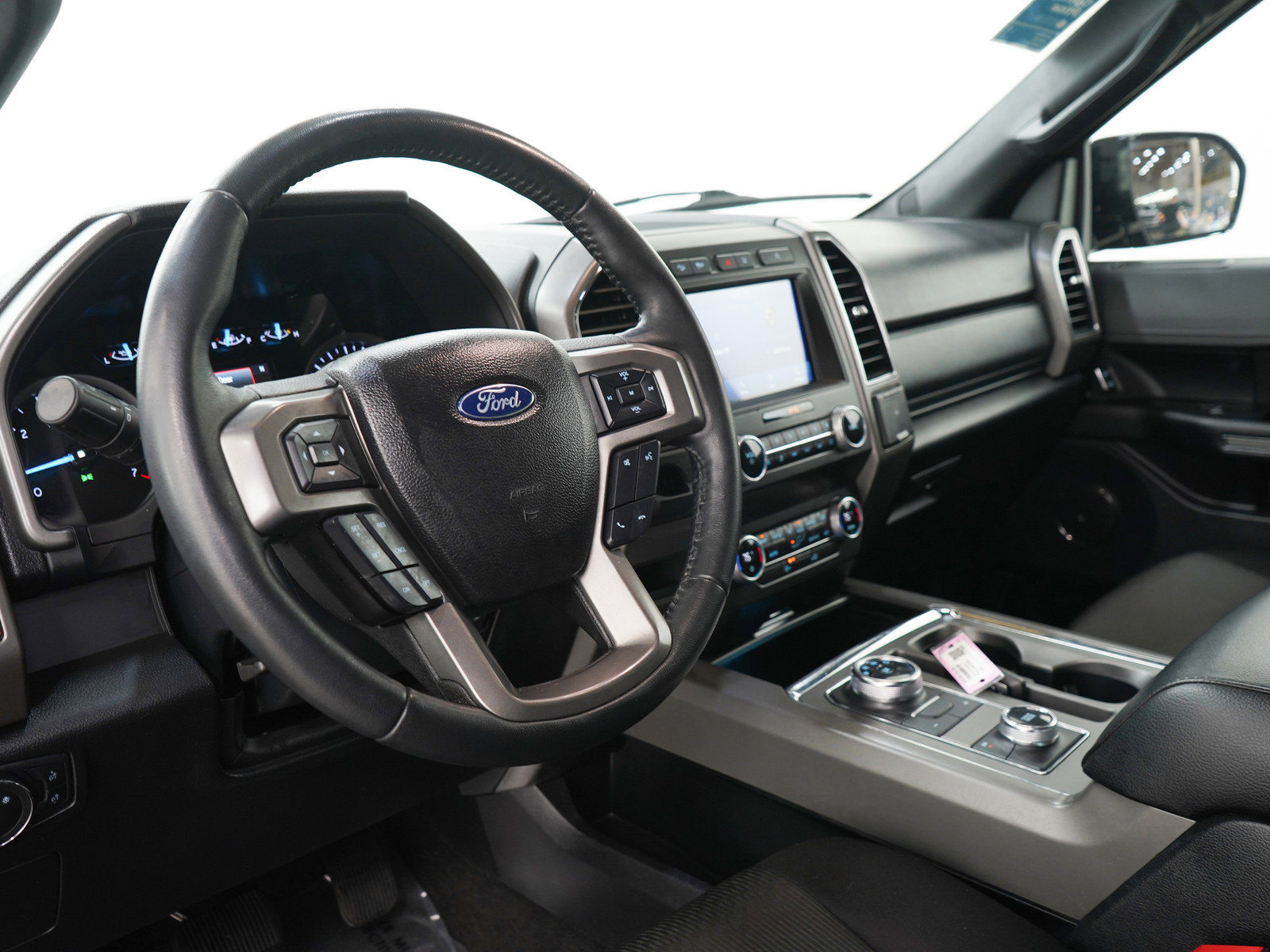 Used 2021 Ford Expedition XLT AWD/4WD image 28