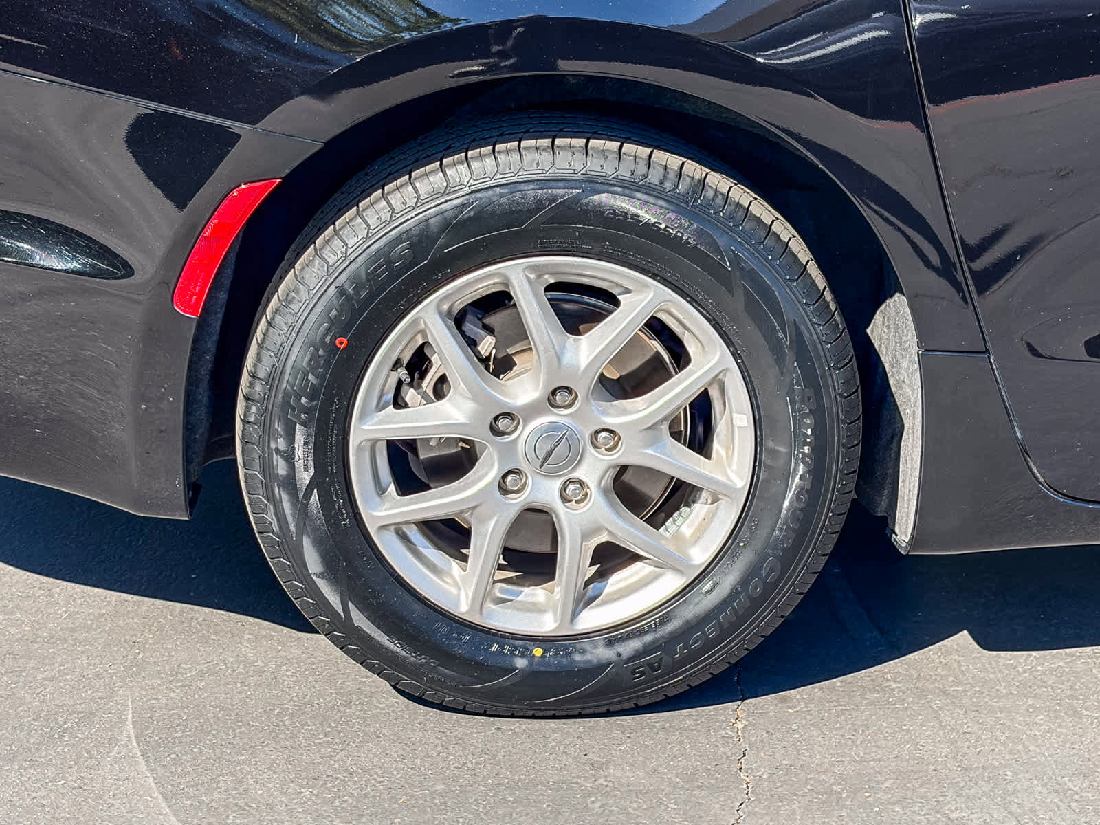 Used 2024 Chrysler Pacifica Touring-L image 10