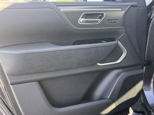 New 2026 INFINITI QX80 Luxe image 9