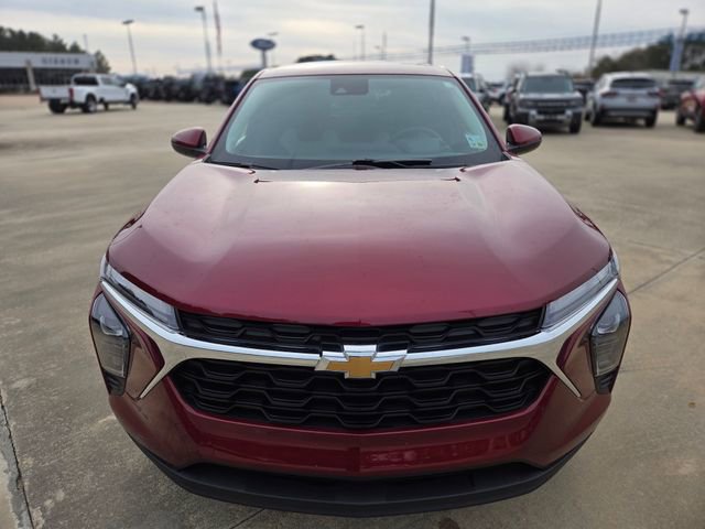 Used 2025 Chevrolet Trax LS w/ LS Convenience Package image 9