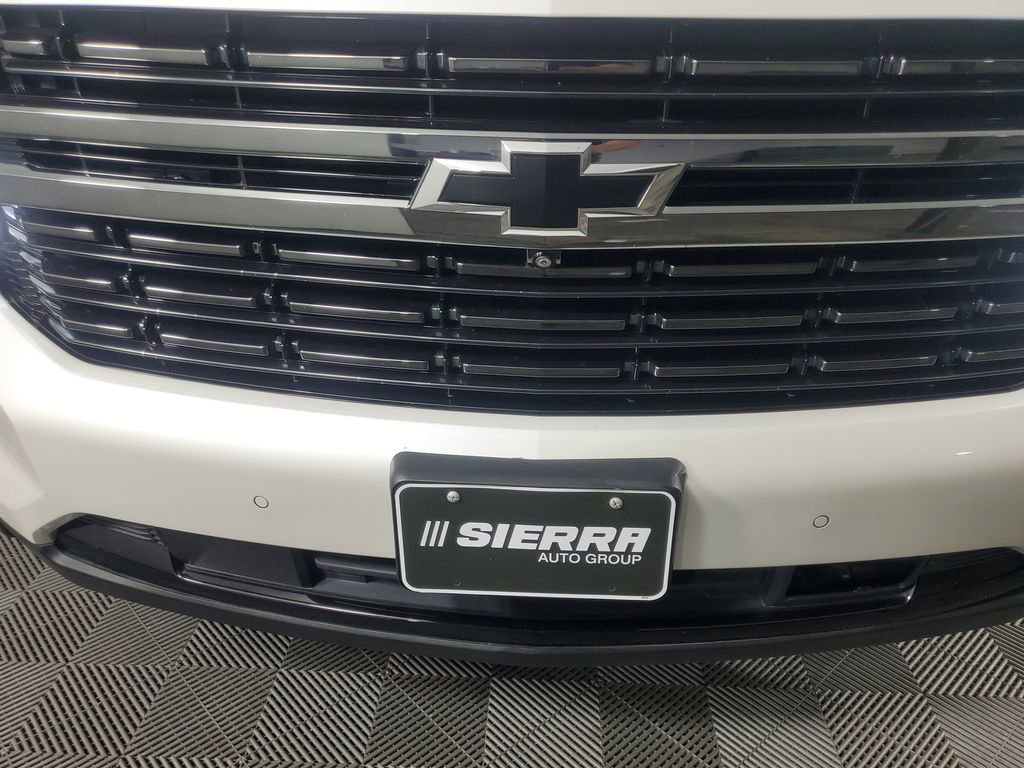 Used 2022 Chevrolet Tahoe RST w/ Luxury Package AWD/4WD image 10