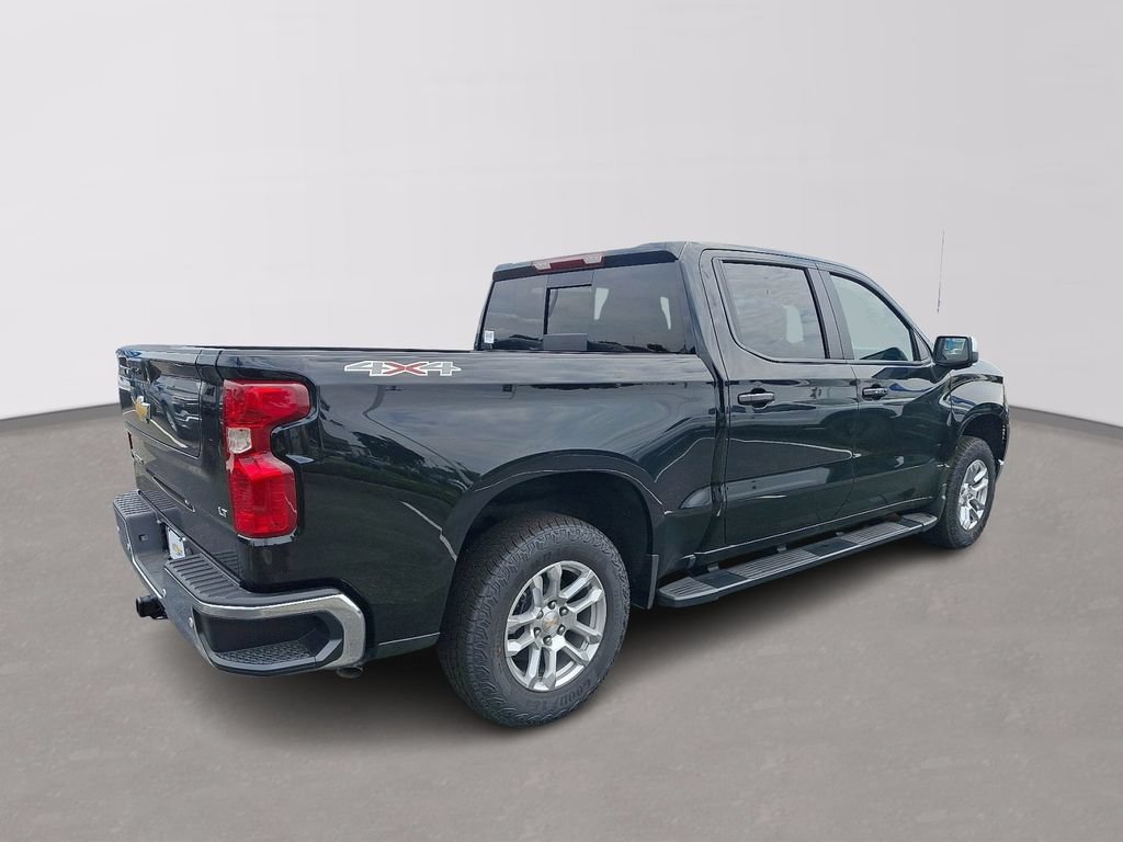 New 2026 Chevrolet Silverado 1500 LT w/ Safety Package AWD/4WD image 4