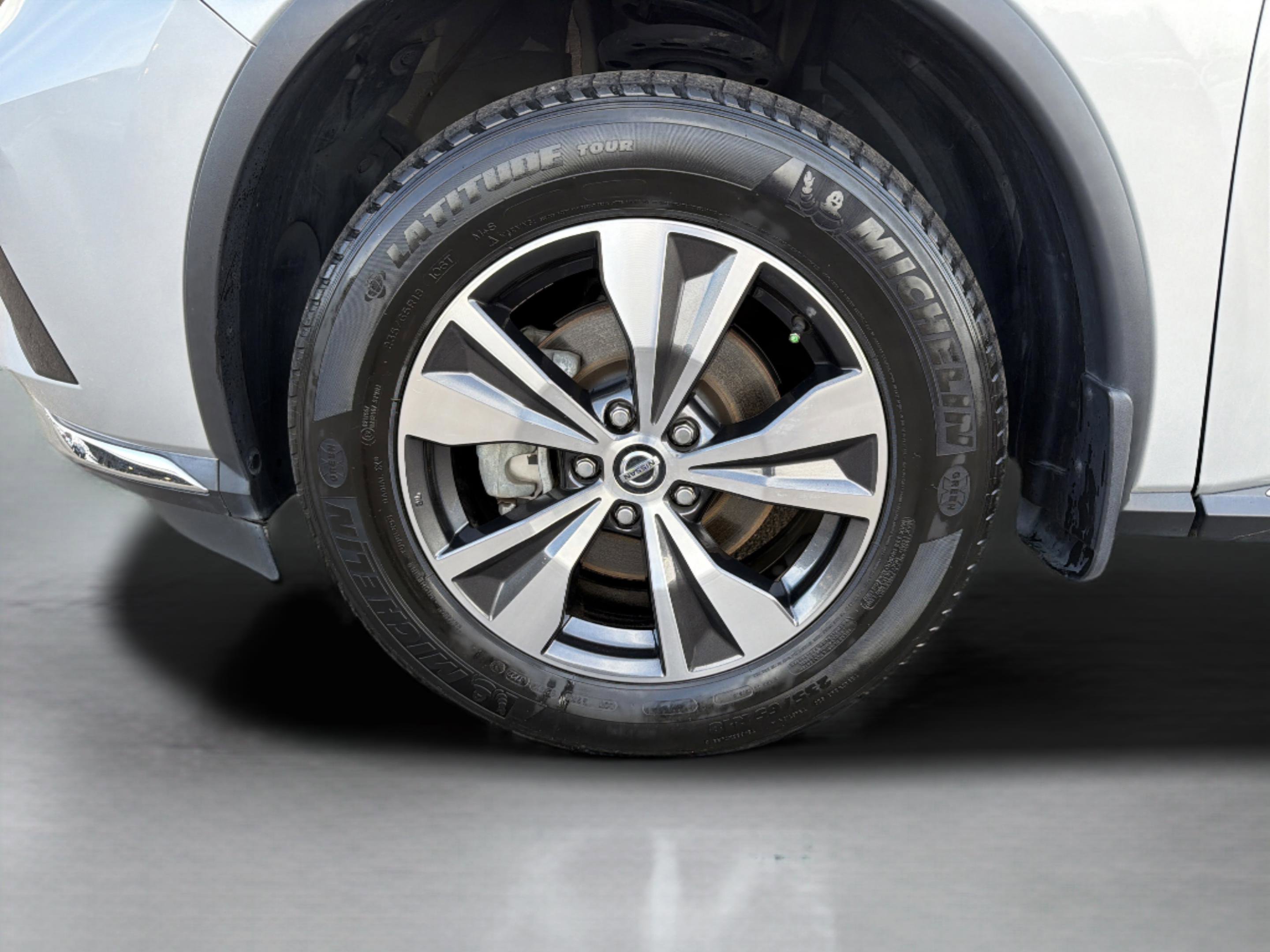 Used 2022 Nissan Murano SV w/ Cargo Package FWD image 18