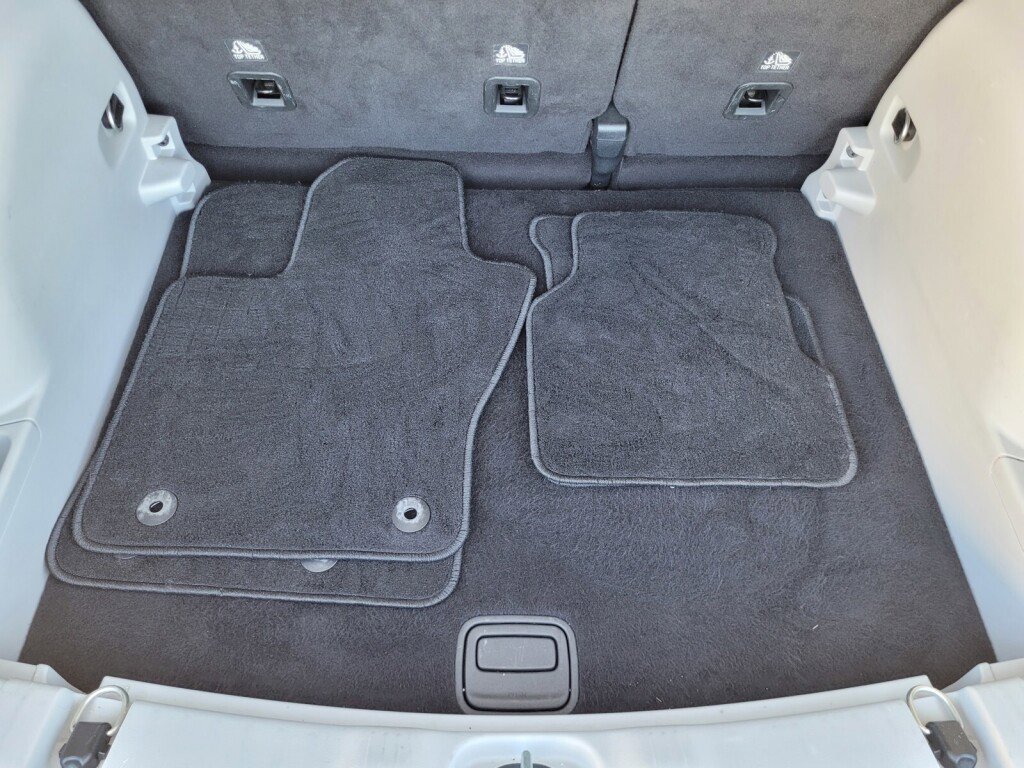 Used 2022 Jeep Compass Latitude image 17