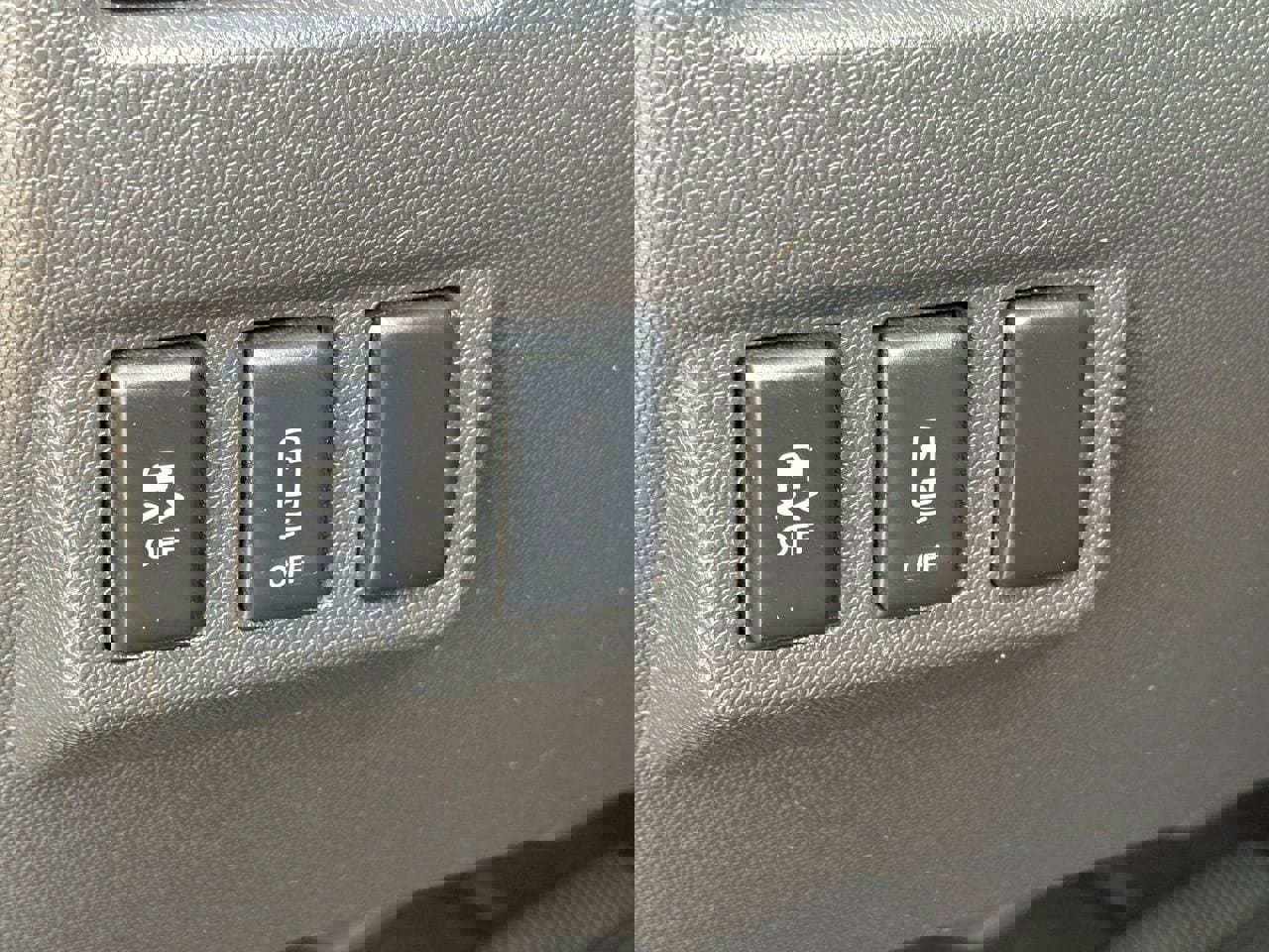 Used 2014 Nissan Titan SV w/ SV Value Truck Package image 20