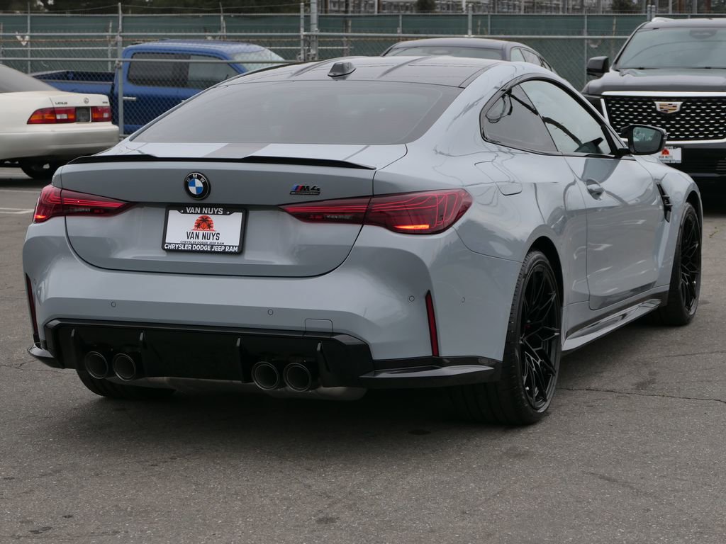 Used 2025 BMW M4 Competition w/ Executive Package image 4