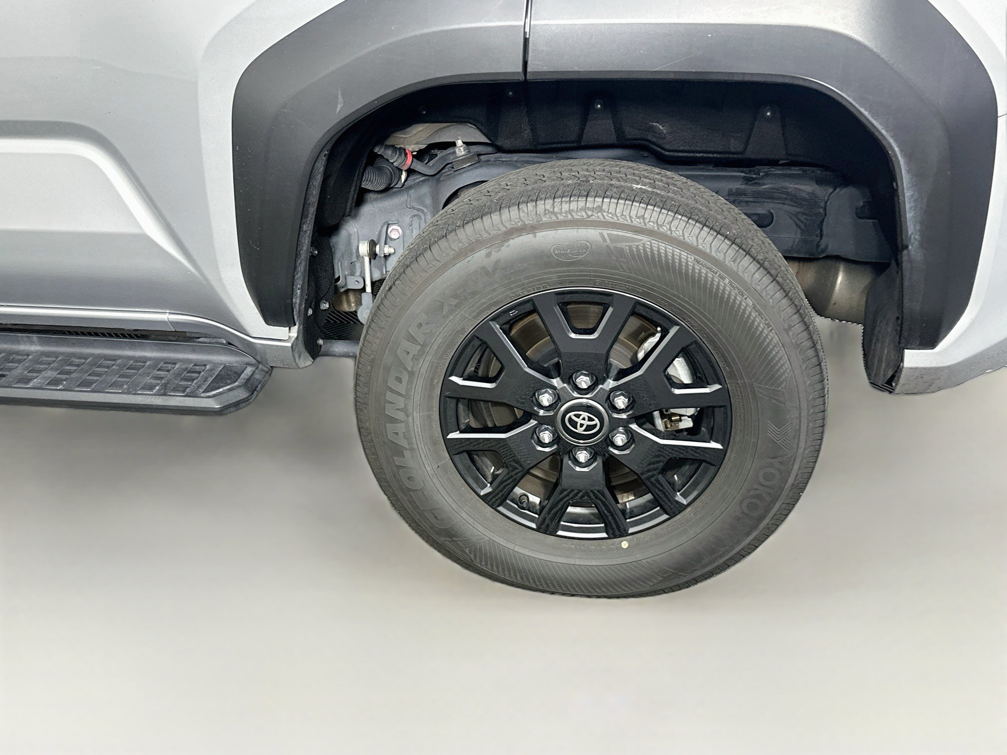 Used 2025 Toyota 4Runner SR5 AWD/4WD image 11