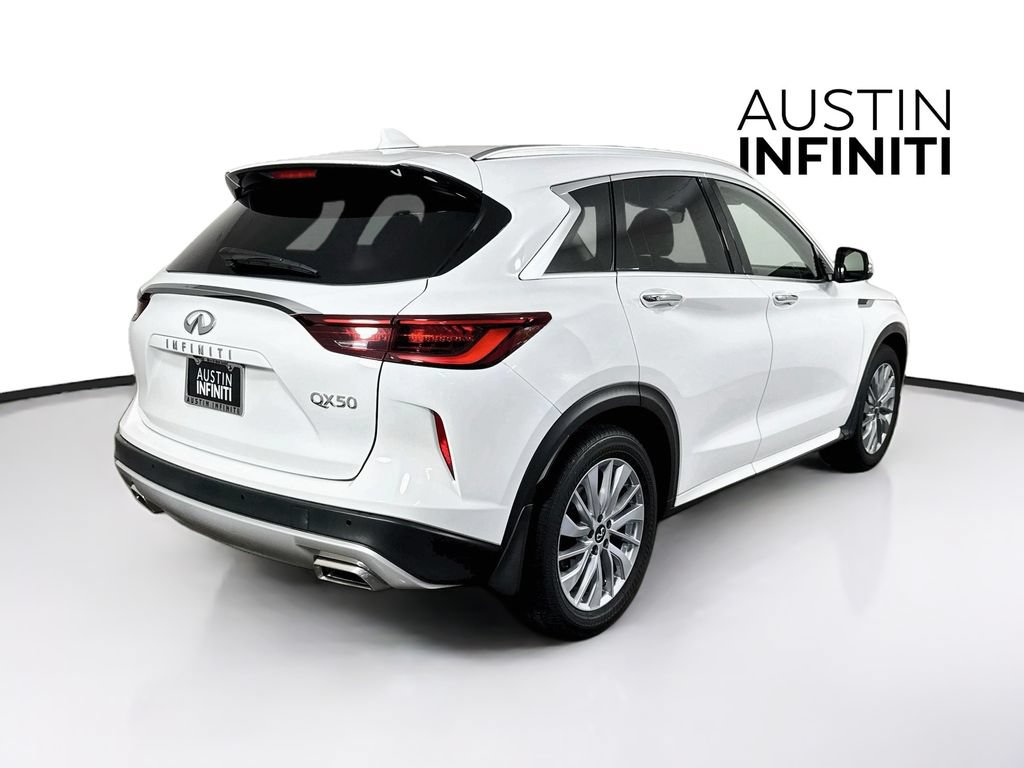 Certified 2023 INFINITI QX50 Luxe FWD image 10