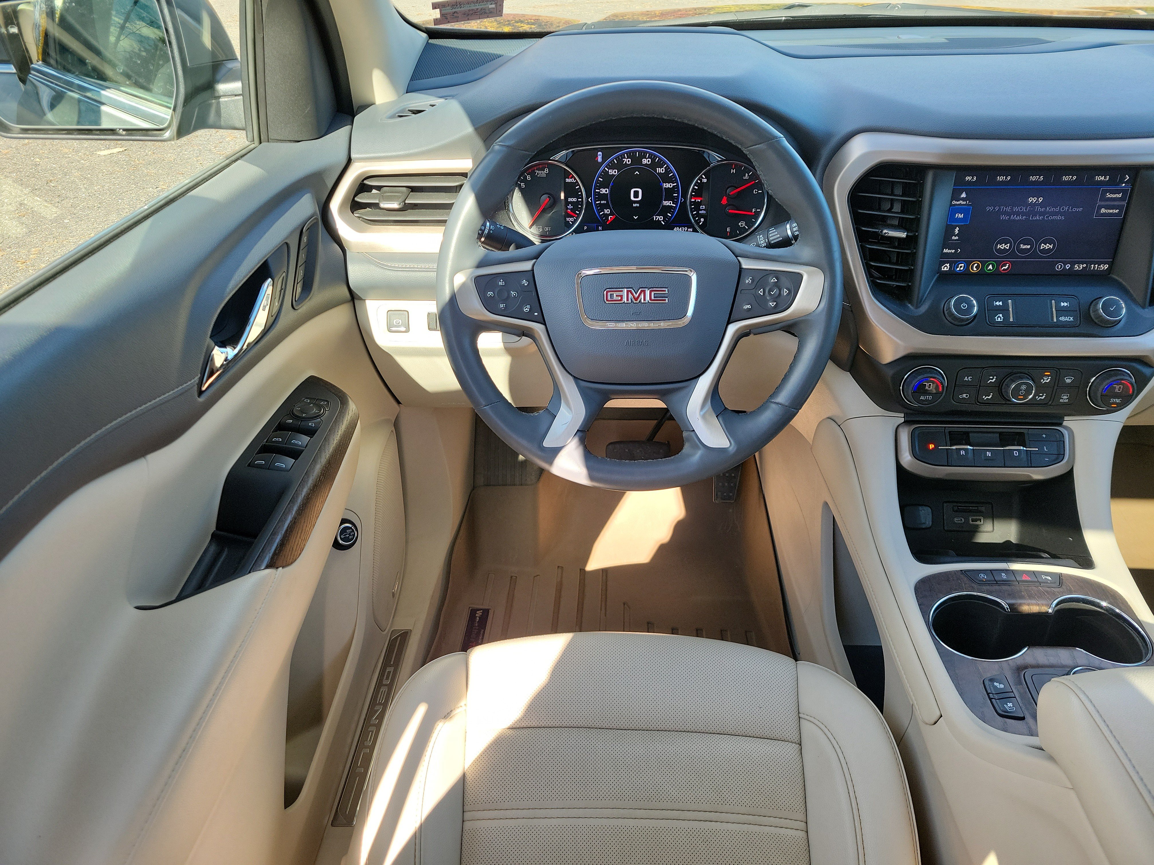 Used 2023 GMC Acadia Denali w/ Denali Technology Package AWD/4WD image 20