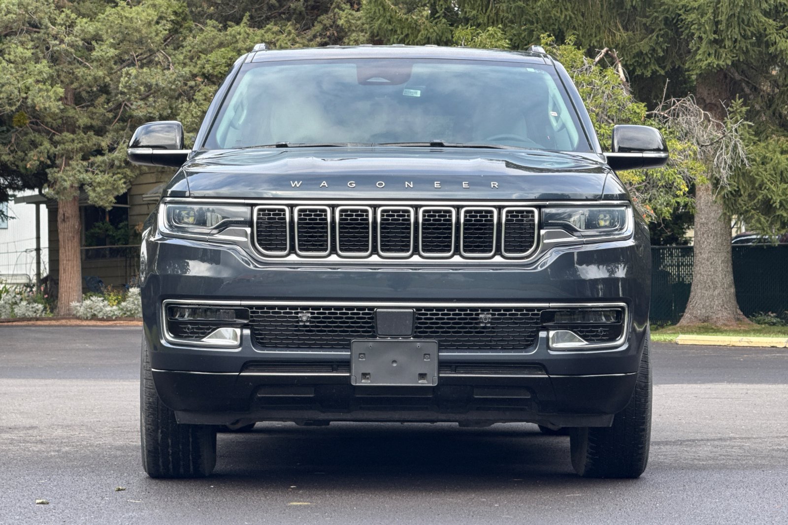 Used 2023 Jeep Wagoneer 4WD image 9