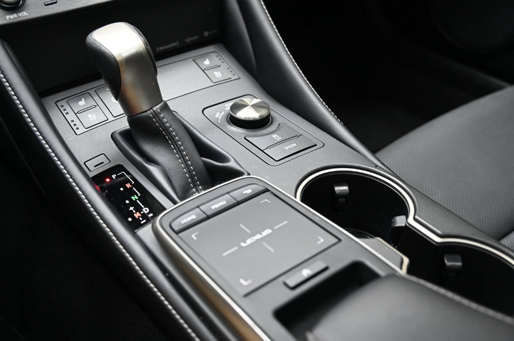 Used 2020 Lexus RC 350 w/ Premium Package RWD image 35