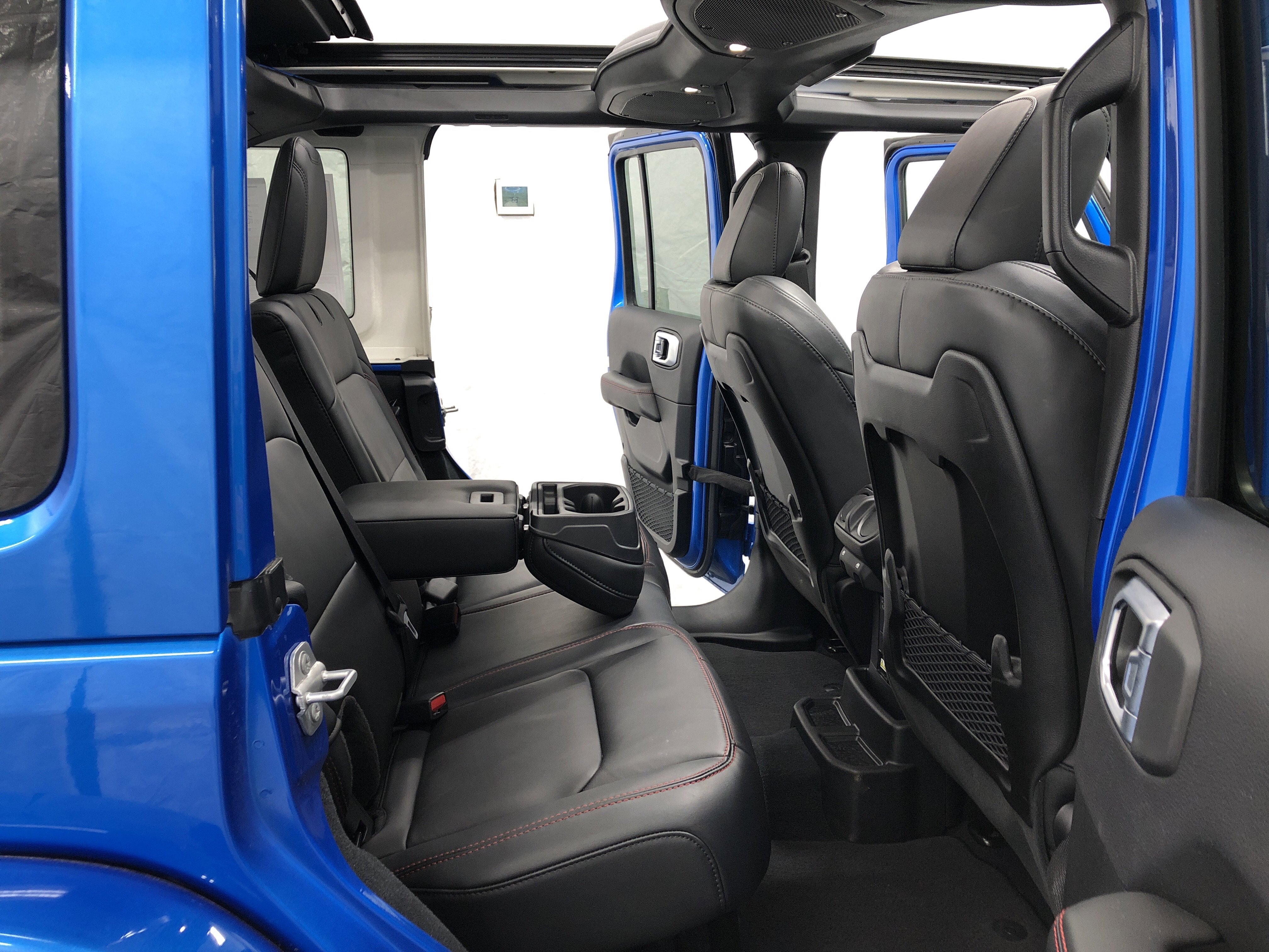 Certified 2024 Jeep Wrangler Unlimited Rubicon image 10