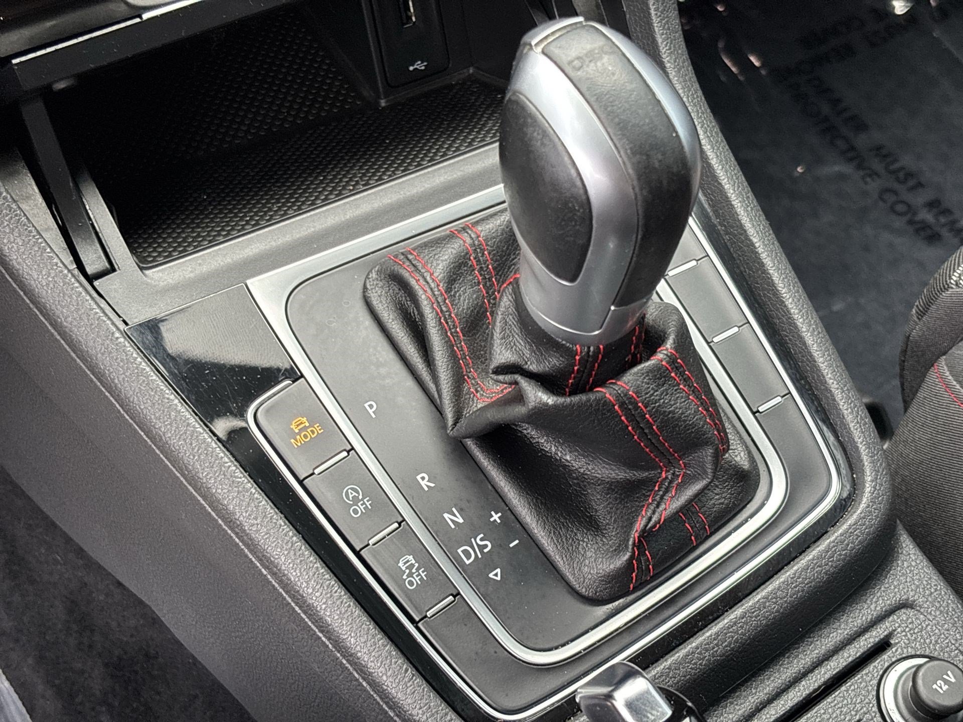 Used 2019 Volkswagen GTI 4-Door FWD image 16