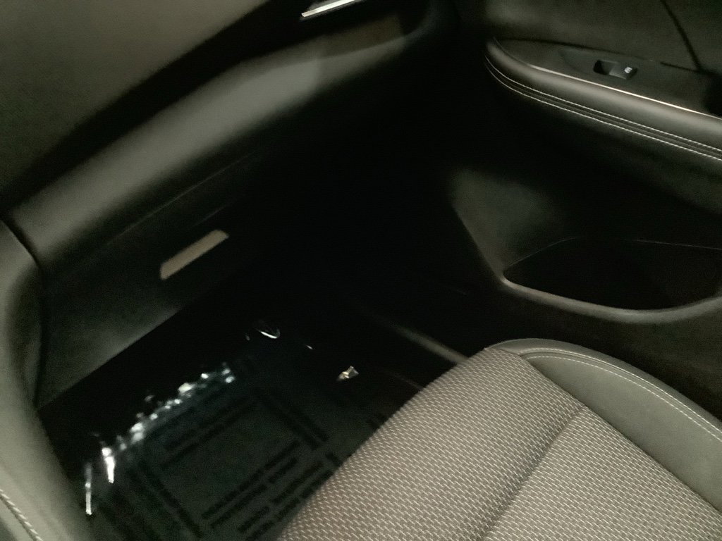 Used 2022 Buick Envision Preferred image 23