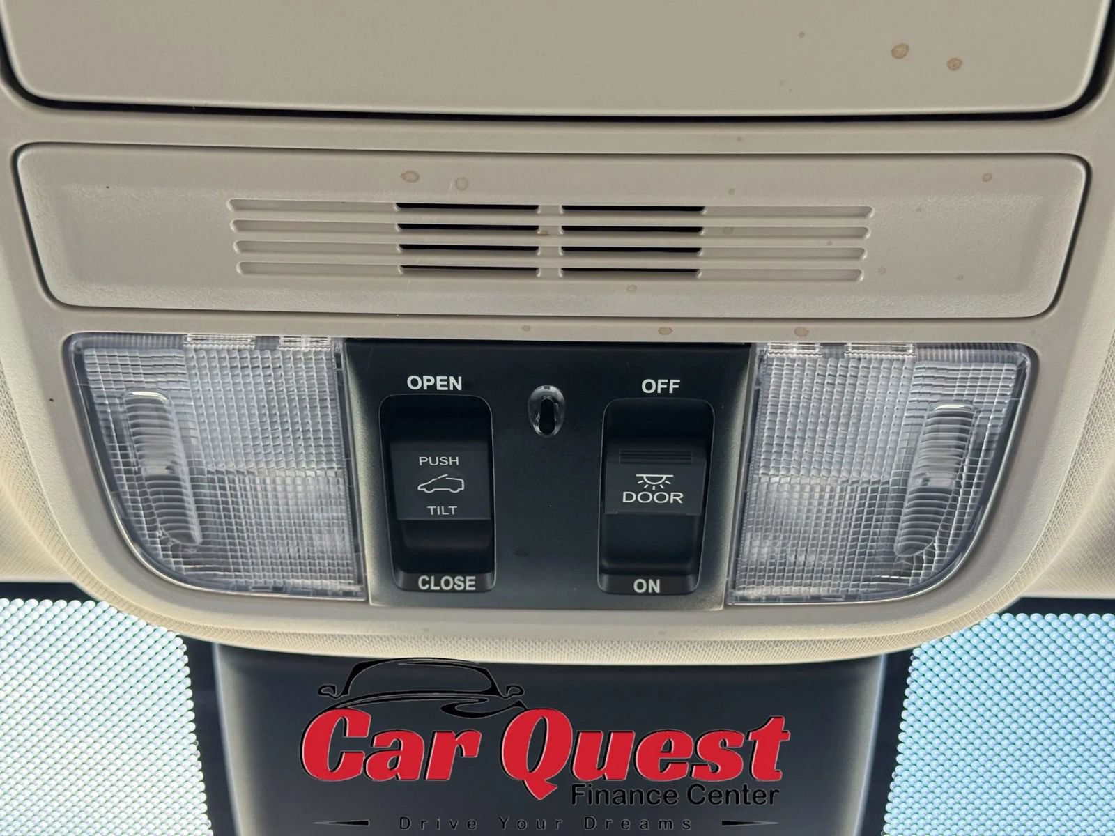 Used 2025 Honda Odyssey EX-L image 29