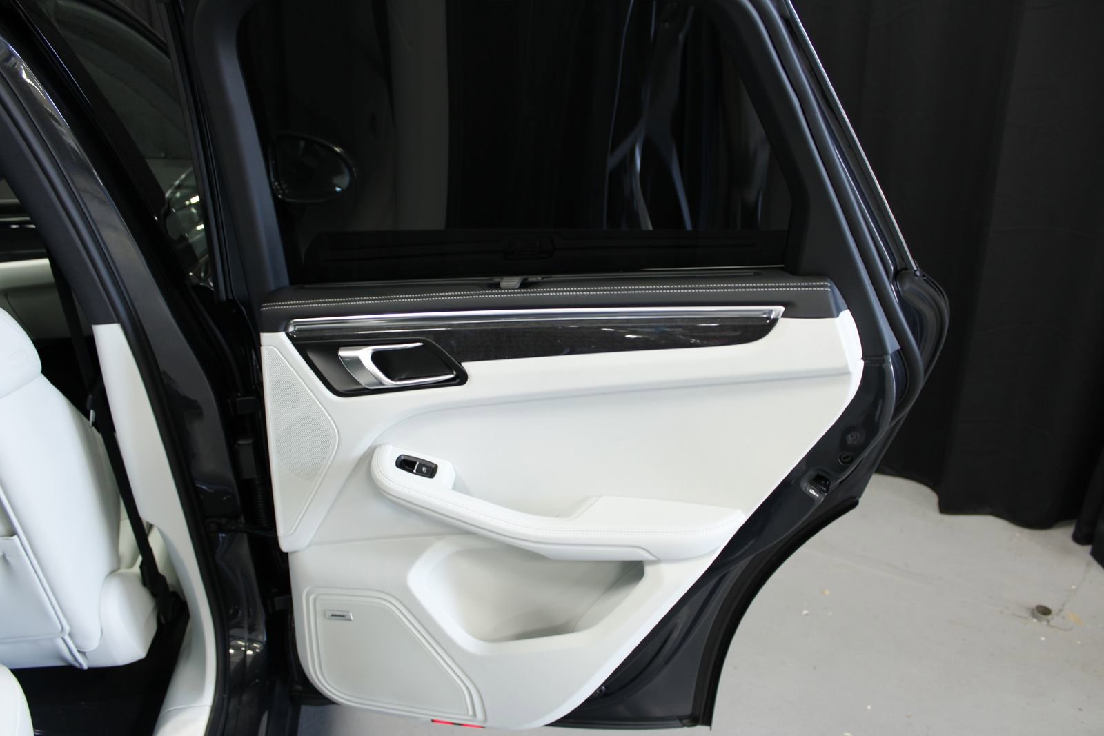 New 2026 Porsche Macan S image 25