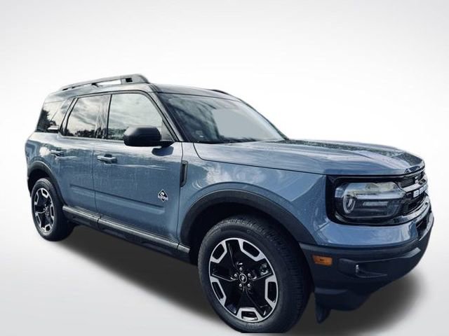 Used 2024 Ford Bronco Sport Outer Banks image 8