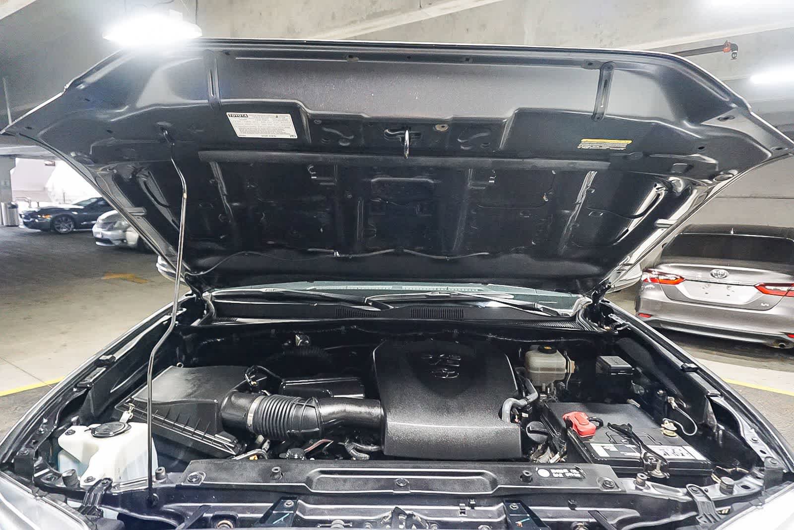 Used 2019 Toyota Tacoma TRD Off-Road w/ Technology Package AWD/4WD image 28