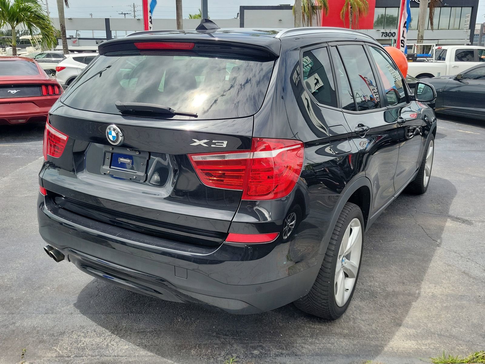 Used 2017 BMW X3 sDrive28i RWD image 4
