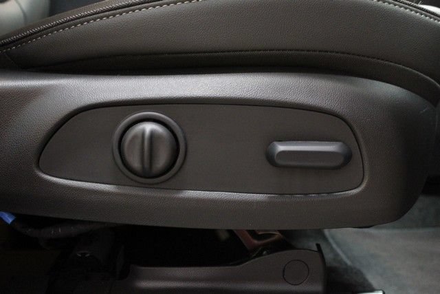Used 2023 Buick Encore GX Essence FWD image 10