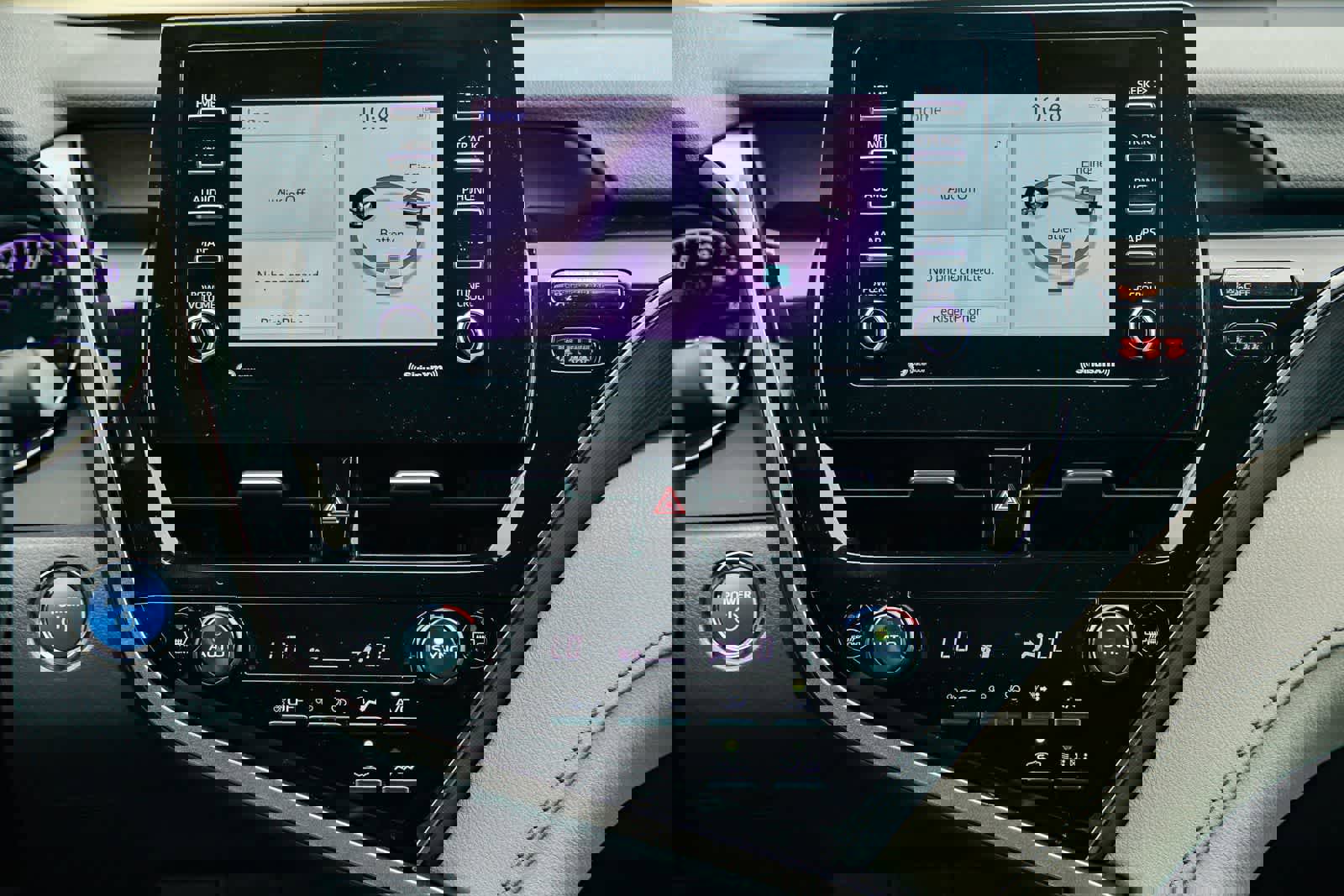 Used 2022 Toyota Camry SE image 13