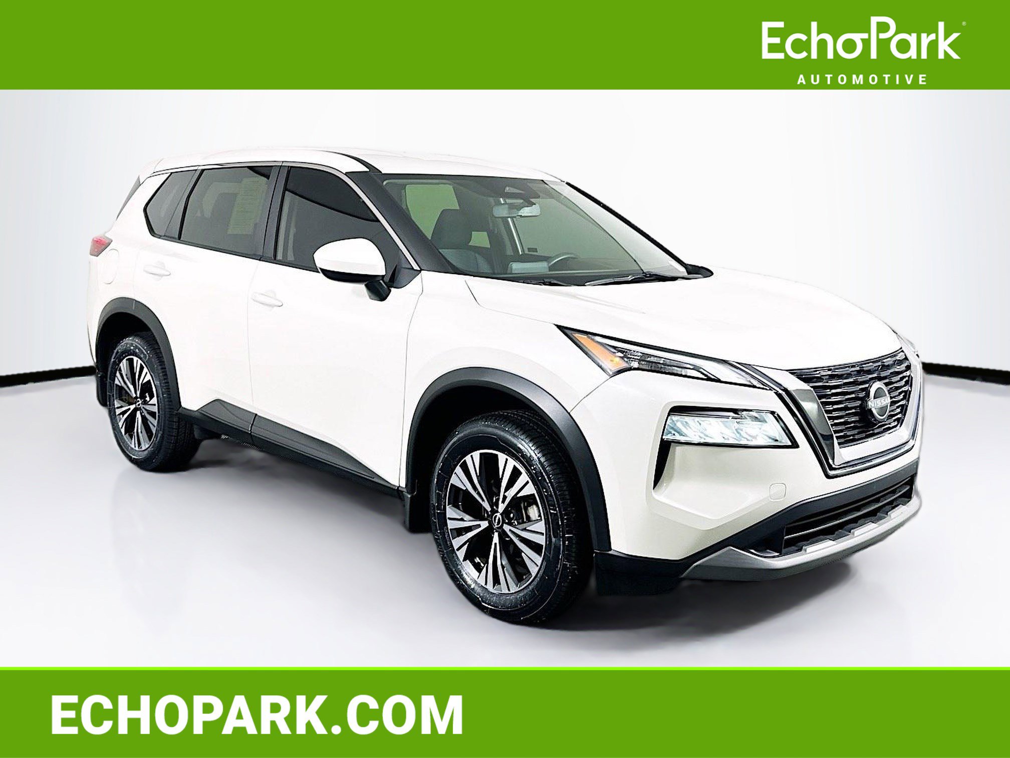 Used 2023 Nissan Rogue SV image 1